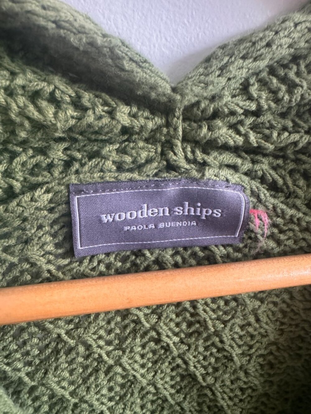 Coastal Chic! Wooden Ships Green Chunky V-Neck Sweater - Picture 5 of 6